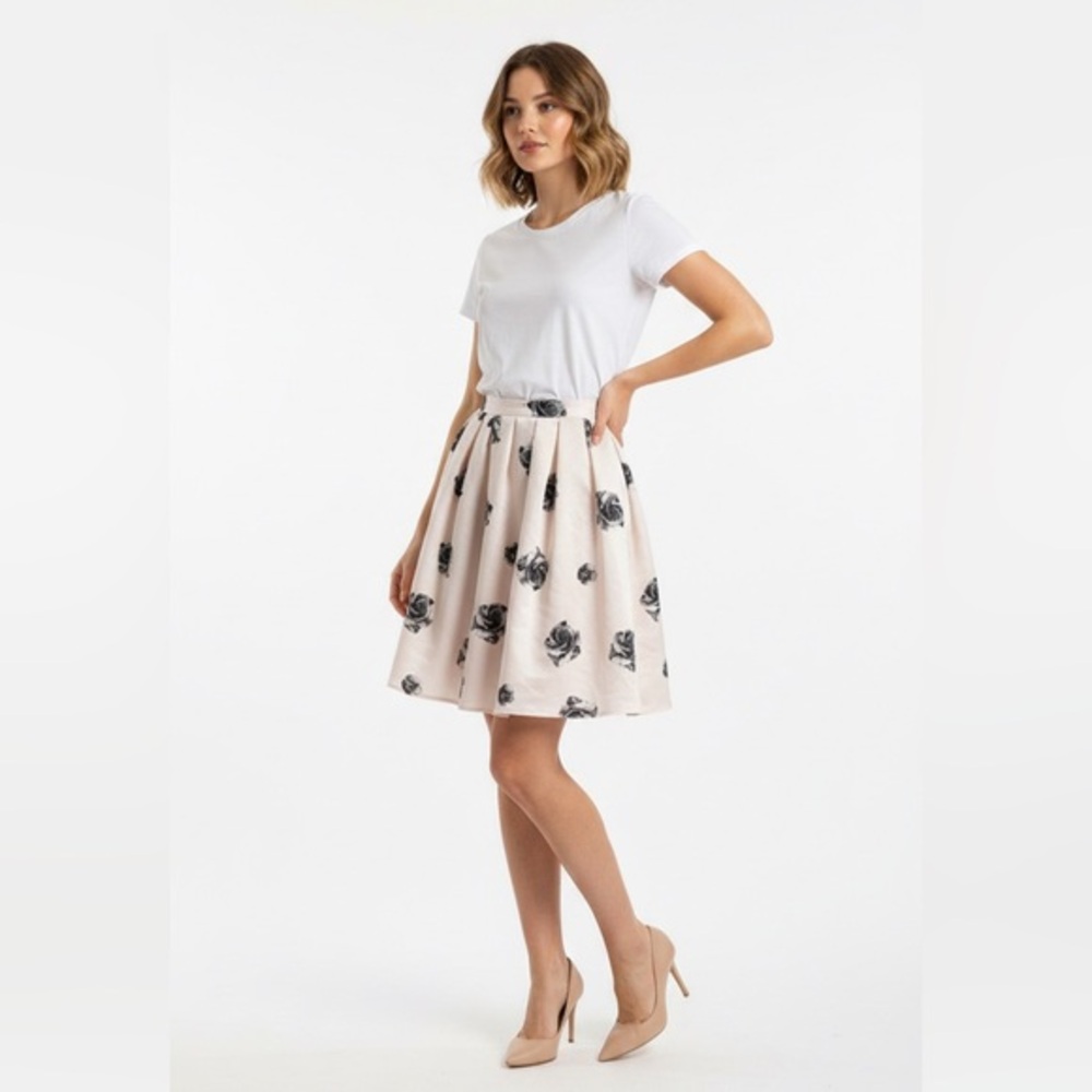 Floral Print Pleated Cream & Black Midi Skirt Size Small